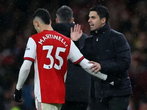 Xuất hiện cầu thủ tương lai của Arsenal