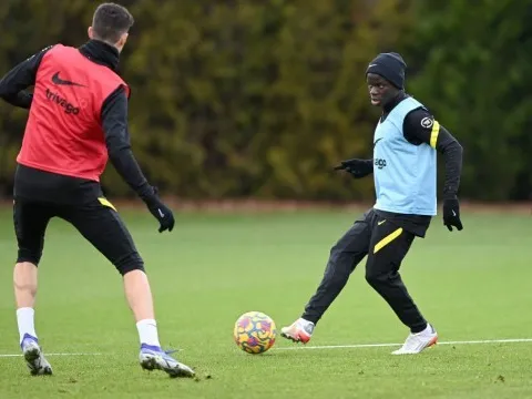 Chelsea đón 2 cú hích trước trận gặp Everton