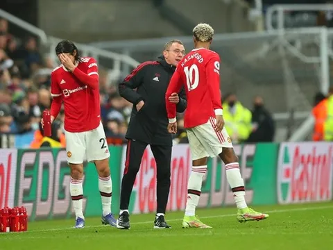 Neville dự đoán vị trí của M.U dưới thời Rangnick
