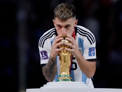 'Martinez tức giận trở lại M.U, trải nghiệm tồi tệ dù vô địch World Cup'