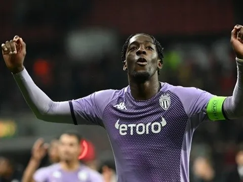 Man Utd đàm phán chiêu mộ chữ ký 45 triệu bảng