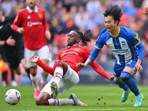 Bỏ túi Mitoma, sao M.U được Ferdinand ca ngợi