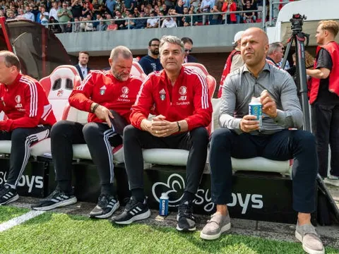 "Ông ấy có thể trở thành Ten Hag của Tottenham"