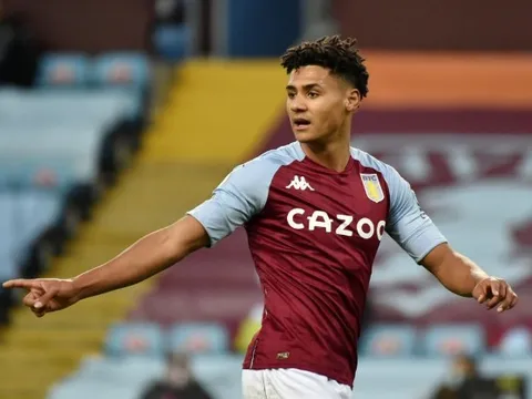Ollie Watkins thừa nhận muốn chơi cho Arsenal