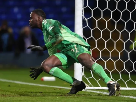 Thủ môn Arsenal chính thức có bến đỗ mới