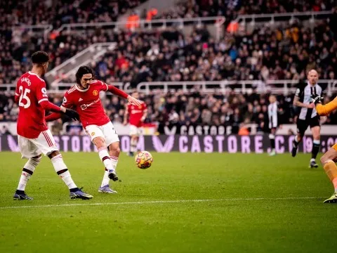 Vì 1 cầu thủ M.U, Rangnick buộc phải thay đổi và chấp nhận rủi ro