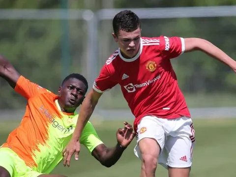 Viên ngọc quý chất lượng rời M.U tới Man City là ai?