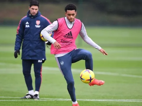 Arteta gọi tài năng top đầu nước Anh đấu Chelsea