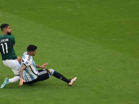 Messi và 3 cầu thủ Argentina tệ nhất trước Saudi Arabia