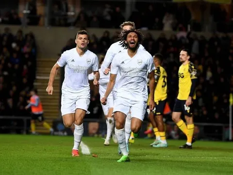 CHÍNH THỨC: Arsenal công bố bản hợp đồng mới trong tuyến giữa