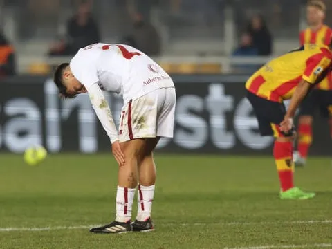 Chia điểm nhọc nhằn, AS Roma nguy cơ tụt khỏi Top 4