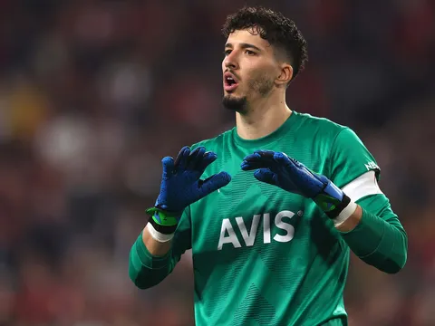 NÓNG! Man Utd tiến hành kiểm tra y tế tân binh giá 5 triệu euro