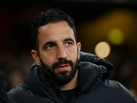 HLV Sporting hé lộ tin nhắn của Mourinho sau khi hạ gục Arsenal