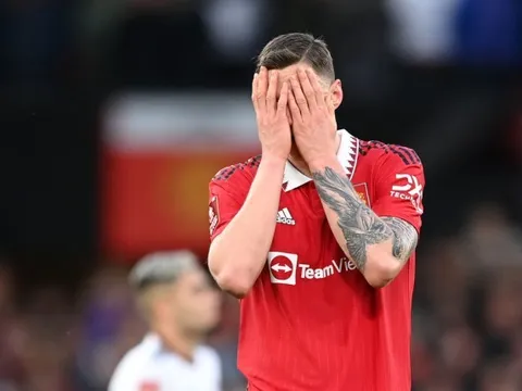 Mark Goldbridge thừa nhận đã 'hết kiên nhẫn' với sao M.U