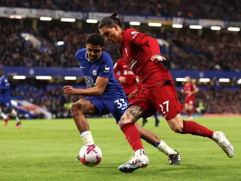 Ian Wright phát hiện Darwin Nunez của Man Utd