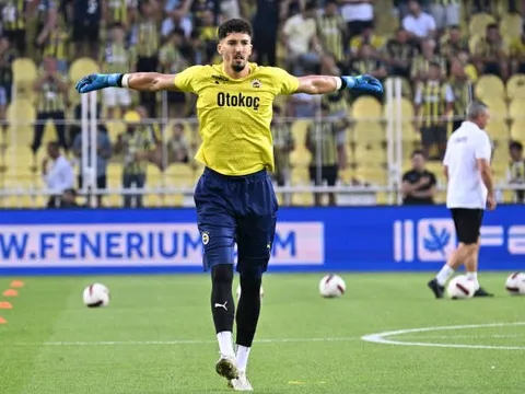 Altay Bayindir - Tân binh kế tiếp của Man Utd là ai?