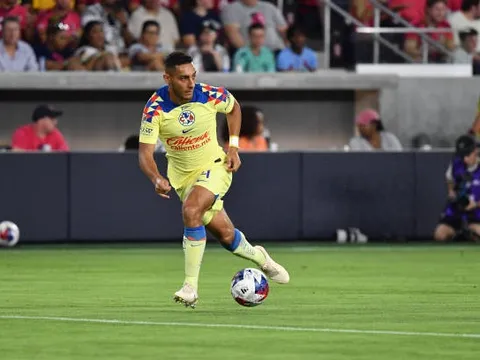 Lộ mức phí thương vụ Man Utd - Caceres