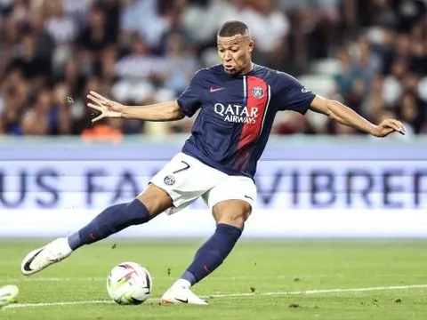 PSG đón cú sốc trong ngày Mbappe tái xuất