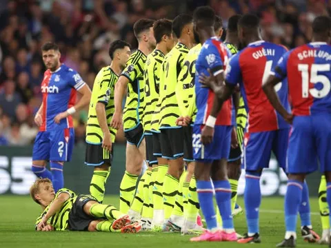 6 lần thu hồi bóng, người cũ Chelsea tỏa sáng trước Arsenal