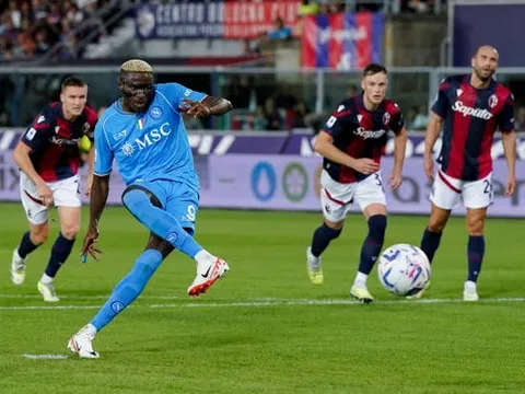 Victor Osimhen làm loạn, điềm báo cho cuộc tháo chạy khỏi Napoli