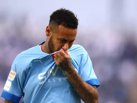 Neymar tịt ngòi trong ngày Wijnaldum bùng nổ