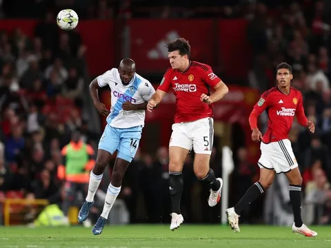 Xuất hiện CLB Premie League giải cứu Harry Maguire