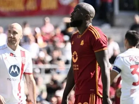 Thắng nghẹt thở, Roma vươn lên thứ 6 Serie A