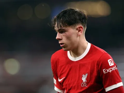 Luke Chambers không tin mình được Klopp trao cơ hội ra mắt