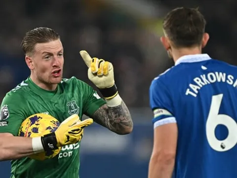 Jordan Pickford tự tin trước cuộc đối đầu Manchester United