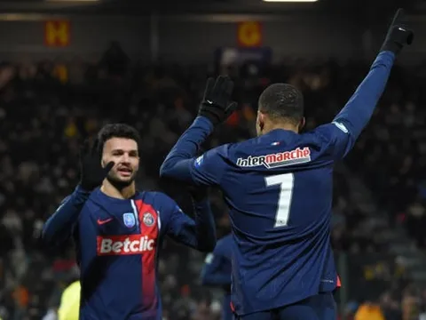 Mbappe lập cú đúp, PSG thắng dễ nhược tiểu Orleans