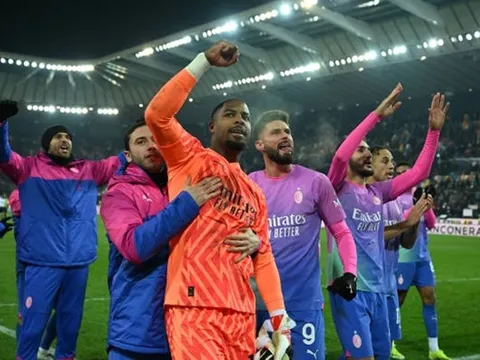 Vinicius lên tiếng bảo vệ Maignan