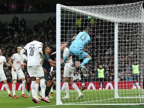 'Man City phát hiện ra điểm yếu của Tottenham'