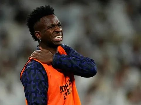 Rõ lý do Vinicius Junior vắng mặt trong trận Derby Madrid