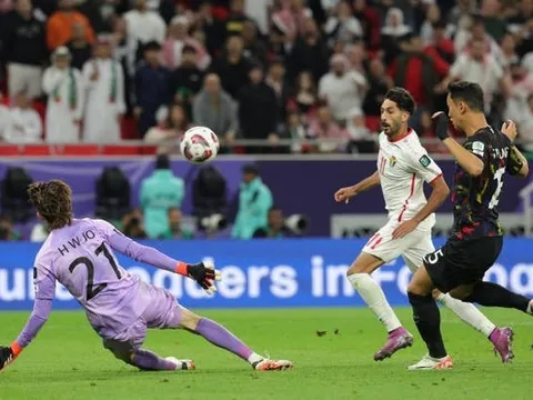 Hàn Quốc gục ngã trước chung kết Asian Cup; 5 cầu thủ Việt kiều được giới thiệu cho ĐT Việt Nam