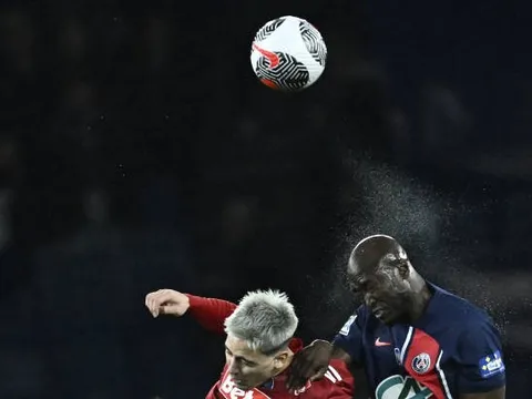 Choáng với Mbappe