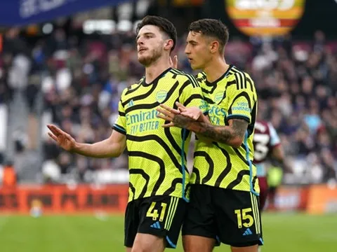 “Đánh tennis” trước West Ham, Mikel Arteta xuýt xoa khen trò cưng