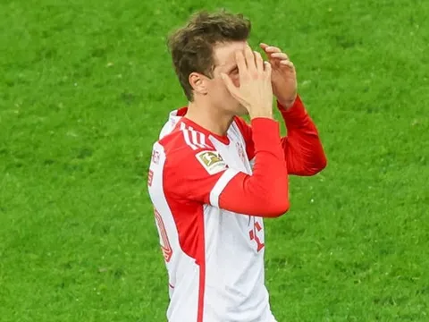 Thomas Muller chỉ trích đồng đội sau thất bại bạc nhược