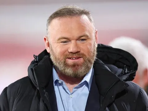 Bị Birmingham sa thải, Wayne Rooney lên truyền hình "kiếm thêm"