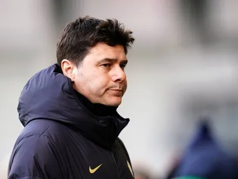Mauricio Pochettino ngó lơ màn la ó của các cổ động viên