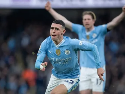 "Giải cứu" Man City, Phil Foden được Pep Guardiola khen ngợi hết lời