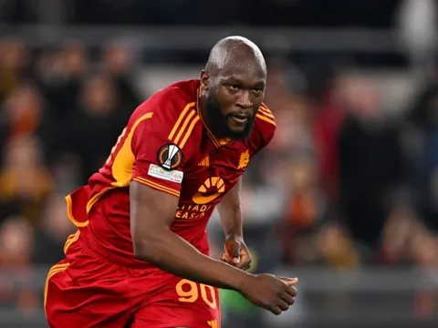 Lukaku lỗi hẹn với nước Anh