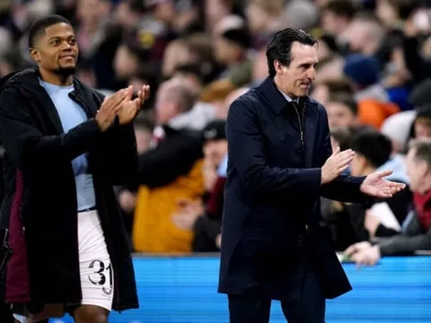 Hủy diệt Ajax, Unai Emery tấm tắc khen học trò