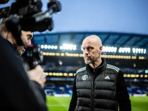 Thua đau Chelsea, Erik ten Hag vẫn "lạc quan tếu"