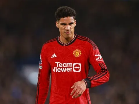Raphael Varane nghỉ vài tuần vì chấn thương