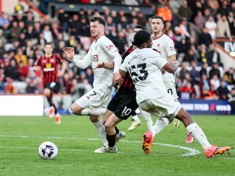 Chuyên gia bị sốc trước sự tệ hại của Man Utd