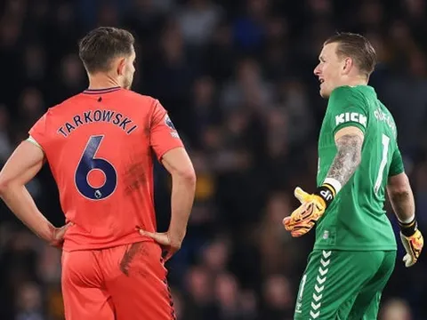 Đội nhà thua thảm, sao Everton lên tiếng nhận trách nhiệm