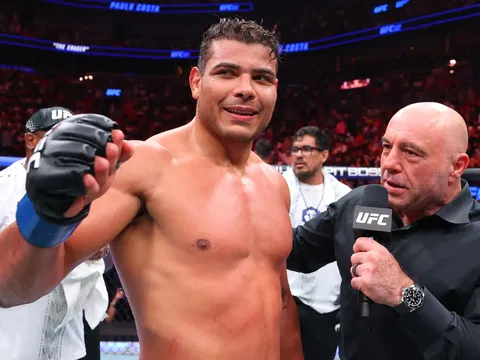 Joe Rogan đề xuất Paulo Costa tranh đai vô địch hạng bán nặng tạm thời: 'Cậu ấy trông quá tuyệt vời'