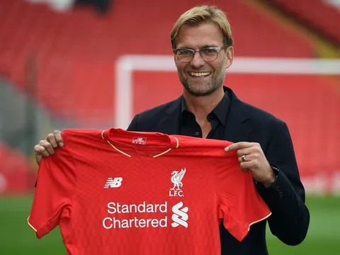 Klopp tổ chức tiệc xuyên đêm cho Liverpool sau khi thua sốc Watford