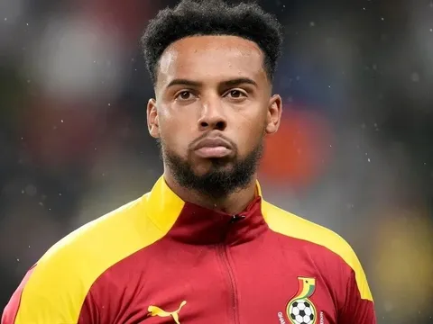 Ghana quên mang áo đấu tới World Cup