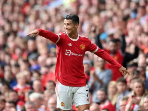 Ghi 3 bàn trong 3 trận, Ronaldo có cơ hội được NHA vinh danh